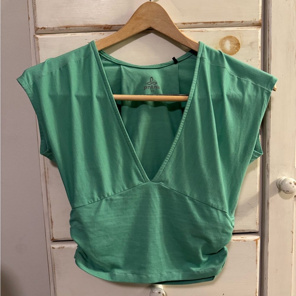 Prana Women's Green V-Neck Crop